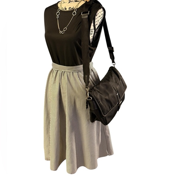 COACH KIJ-7435 Rare 1980's Black Twill and Leather Crossbody Bag - Picture 11 of 16